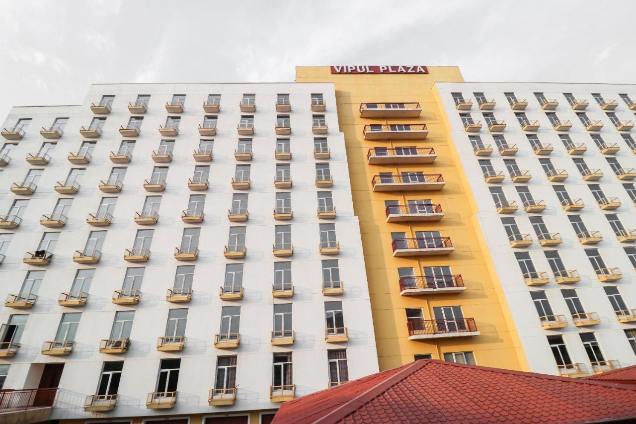 แคปิตัล โอ 70760 โฮเต็ล แกรนด์ 81 Hotel ฟารีดาบัด ภายนอก รูปภาพ