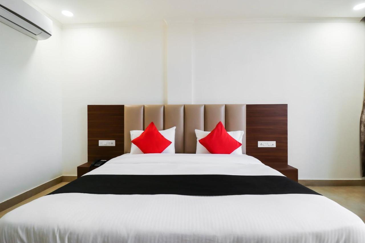 แคปิตัล โอ 70760 โฮเต็ล แกรนด์ 81 Hotel ฟารีดาบัด ภายนอก รูปภาพ